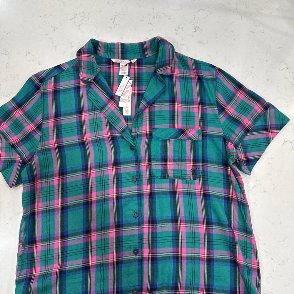Victoria's Secret pijama top in Blue and  punk XS